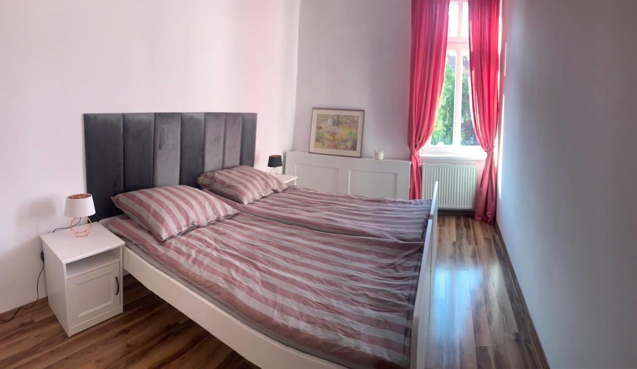 Kamienica Apartman Chorzów Kültér fotó
