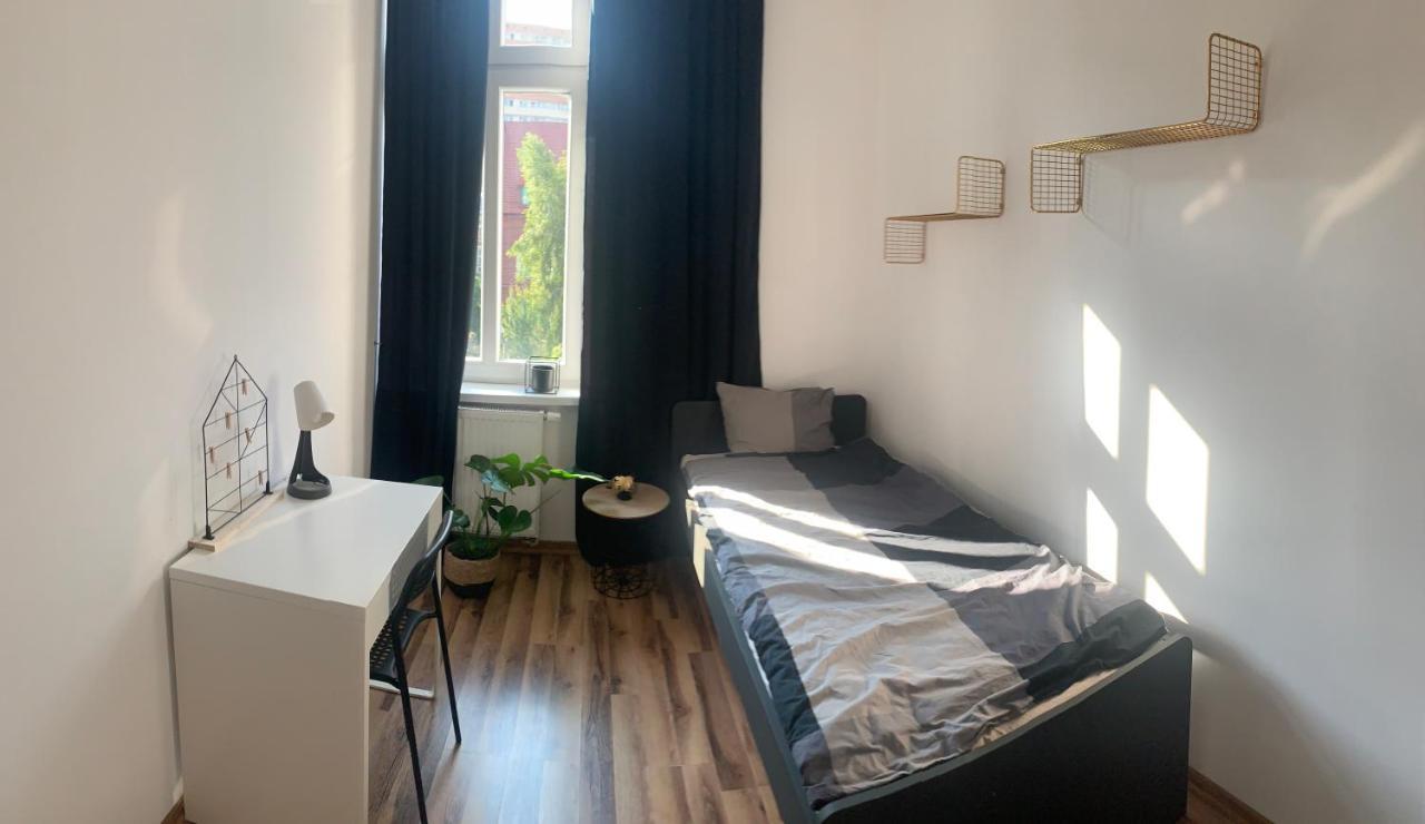 Kamienica Apartman Chorzów Kültér fotó